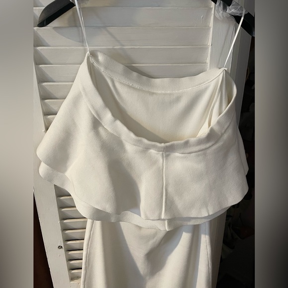 Express White off the shoulder ruffle maxi dress with split - Picture 2 of 10